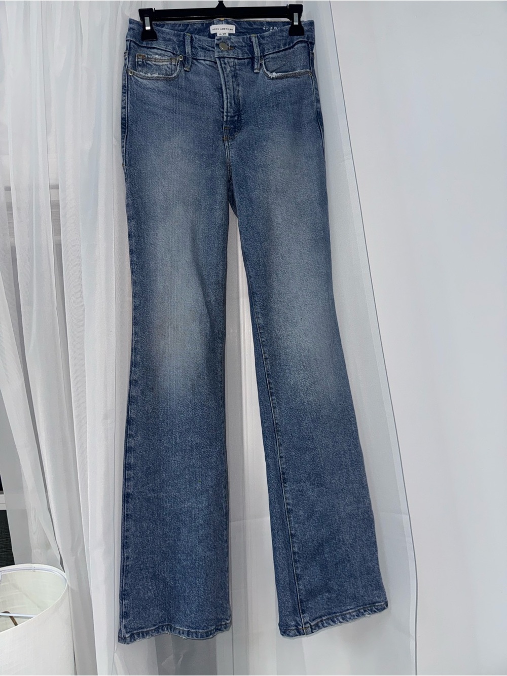 Classic High-Rise Bootcup Jeans in Washed Blue